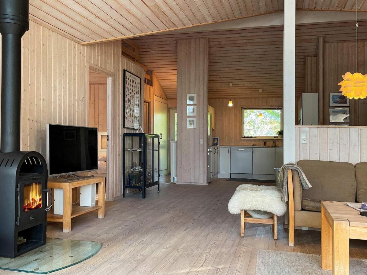 8 Person Holiday Home In Gedser Exteriör bild