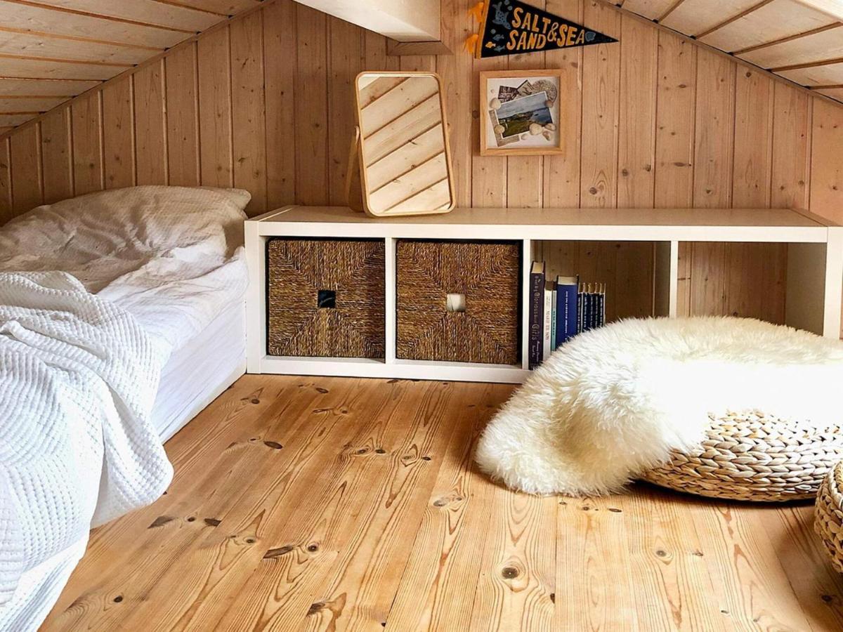8 Person Holiday Home In Gedser Exteriör bild
